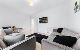 Holiday Home Near Kings Cross Sleep 12 Sp7